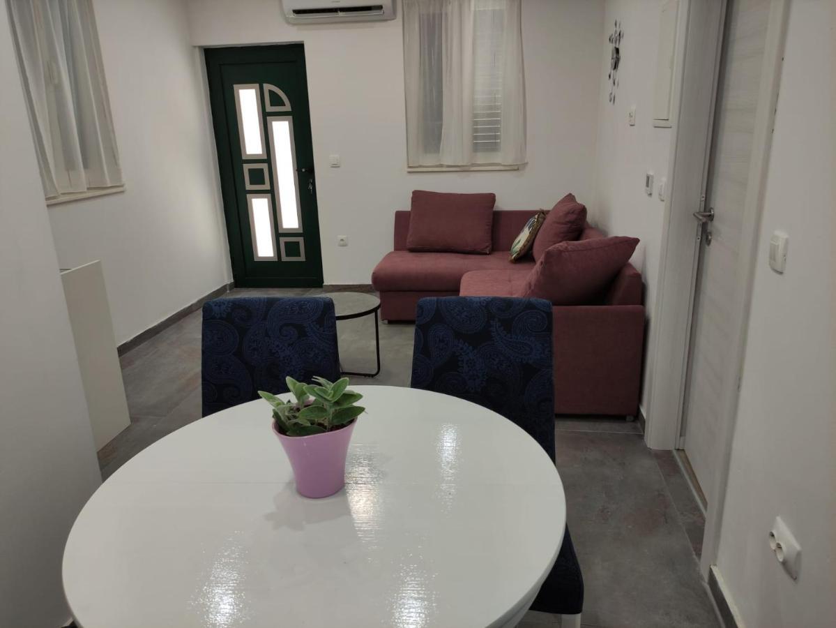 Apartment Tona Шибеник Екстер'єр фото