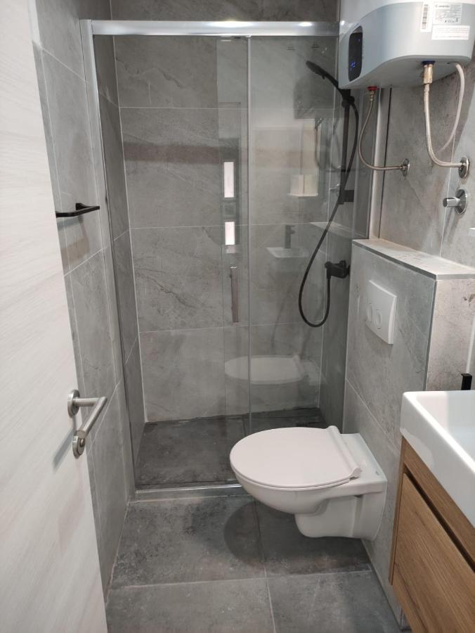 Apartment Tona Шибеник Екстер'єр фото