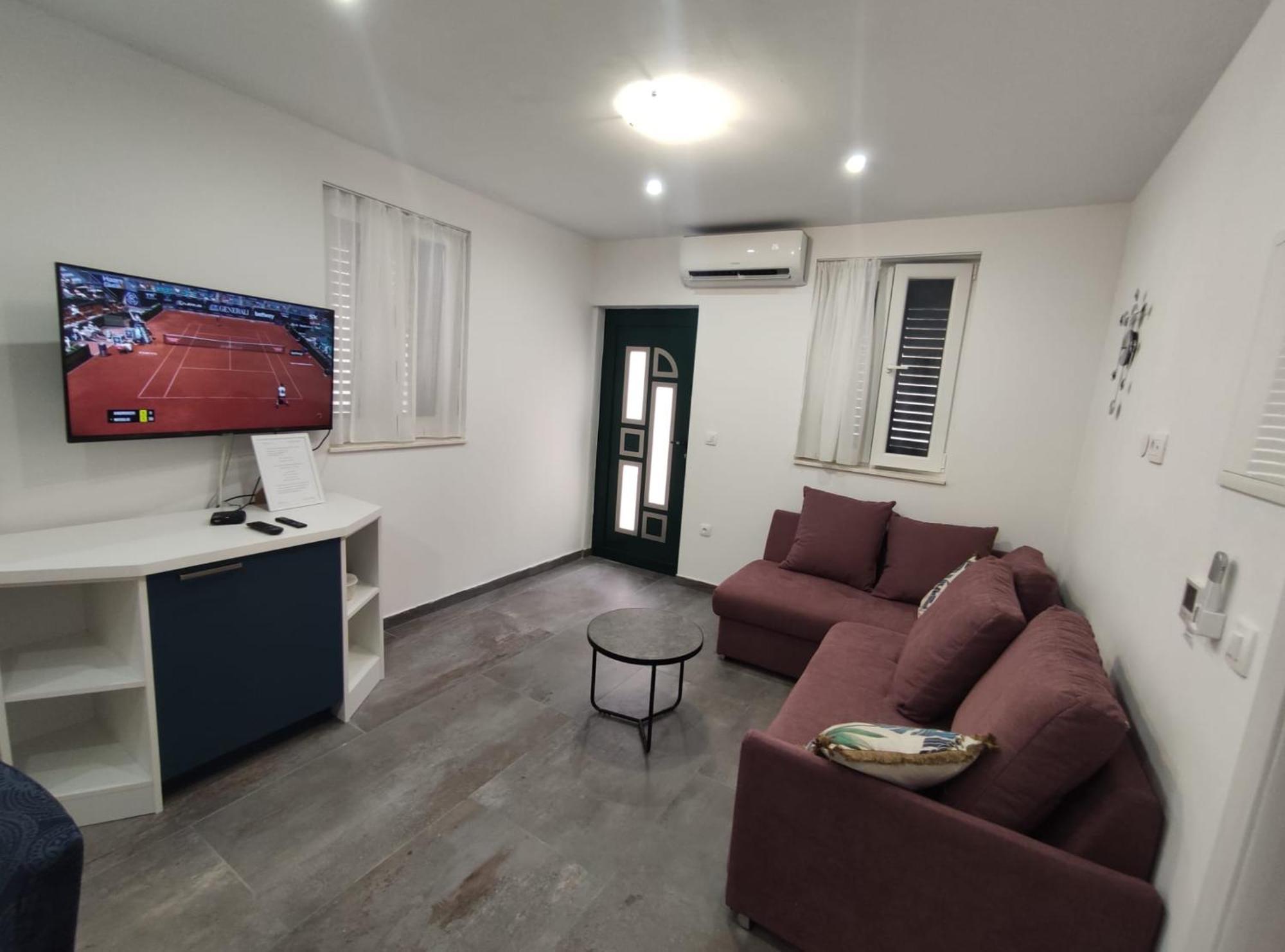 Apartment Tona Шибеник Екстер'єр фото